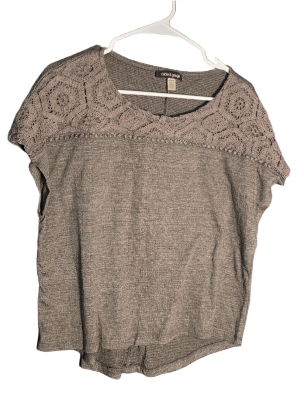 Women's Cable & Gauge Short Sleeve Crochet Detail Tee, Grey, Size M boho y2k